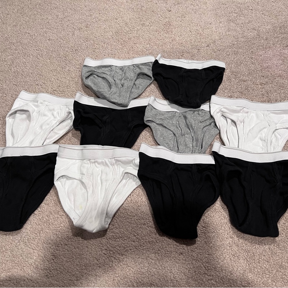 Boys XS(4) children’s place underwear